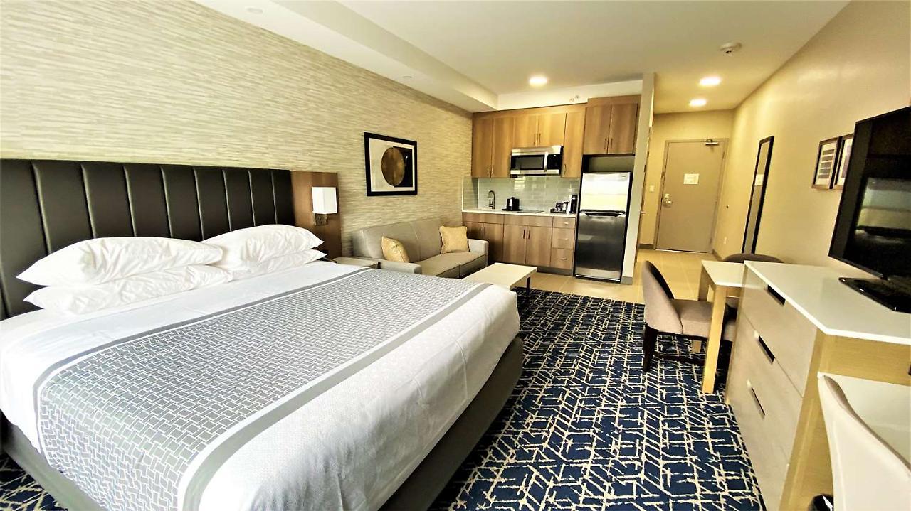 Best Western Premier Route 97 バーノン エクステリア 写真