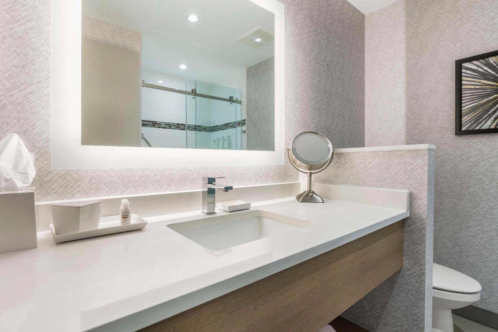 Best Western Premier Route 97 バーノン エクステリア 写真