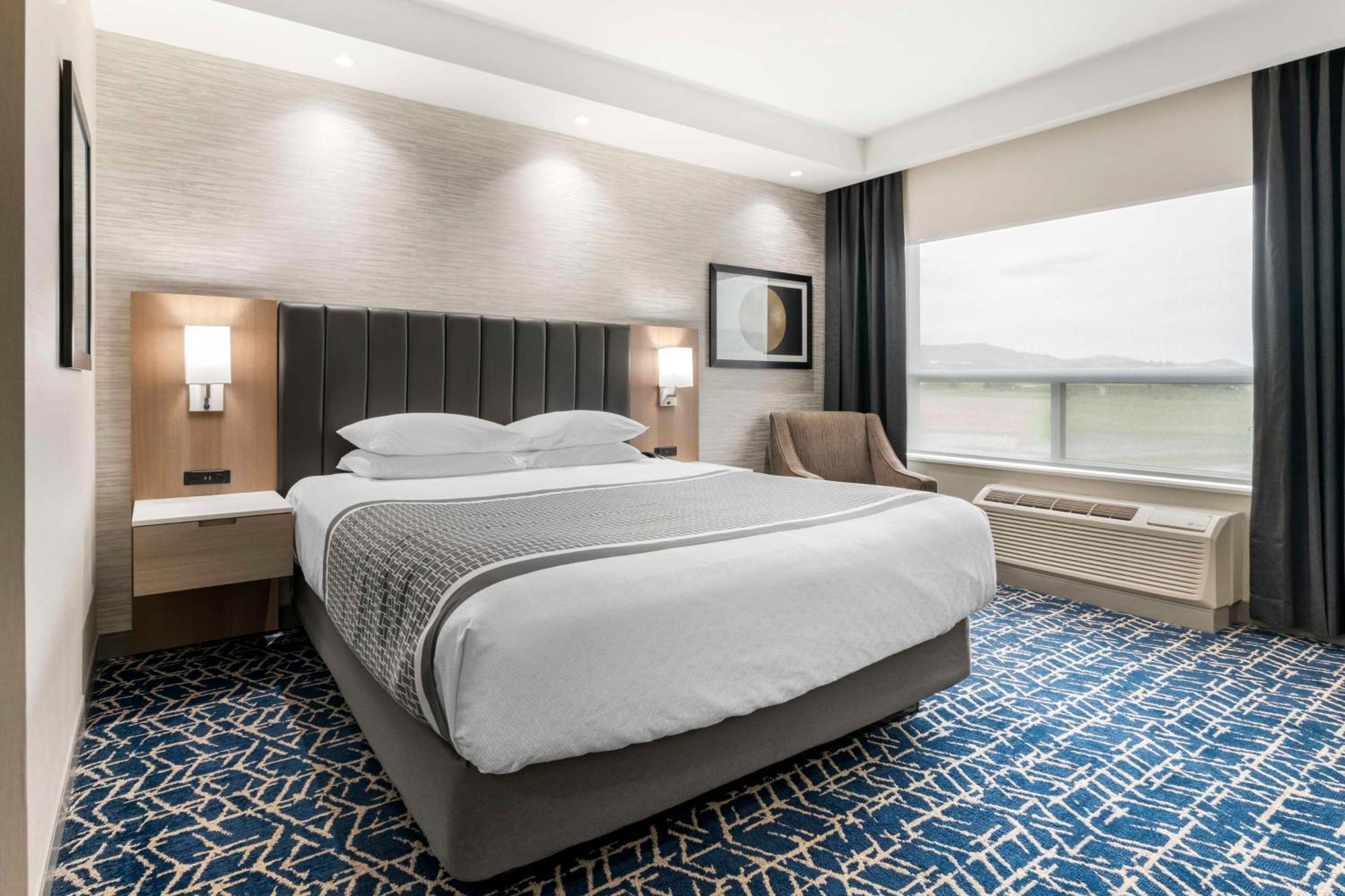 Best Western Premier Route 97 バーノン エクステリア 写真