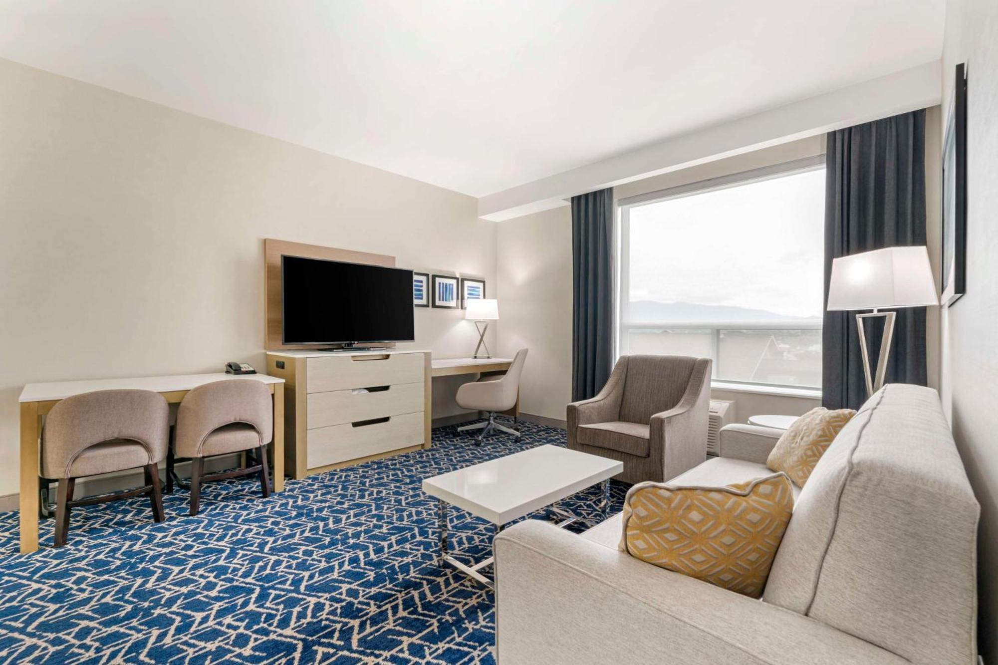 Best Western Premier Route 97 バーノン エクステリア 写真